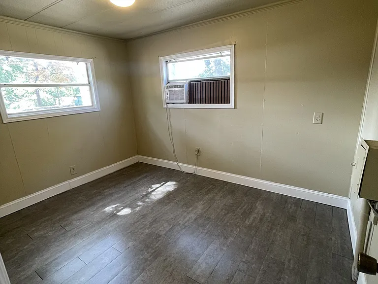 2715 Woodlawn Blvd — Photo 26