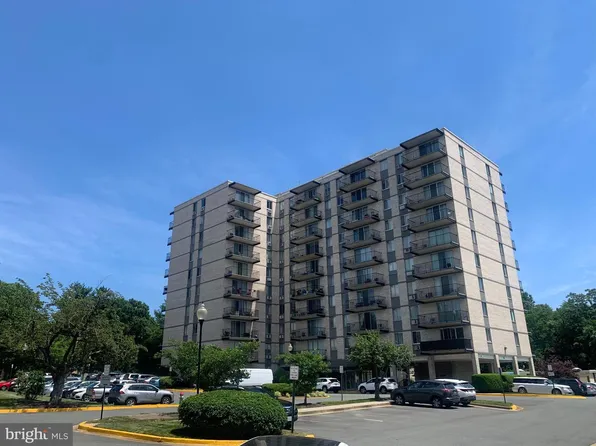3245 Rio Dr APT 307, Falls Church, VA 22041