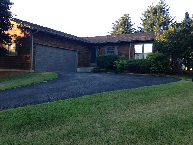 1st image of 176 Blue Bird Ln