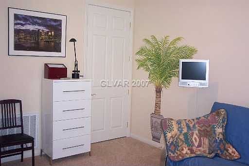 5th image of 207 Kaelyn St Unit 6
