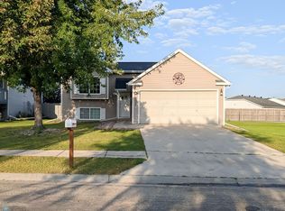 3517 12th St S, Moorhead, MN 56560