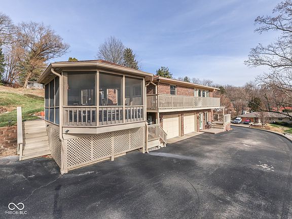 5th image of 492 Valley Dr