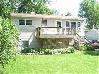 8908 Acorn Path photo 1