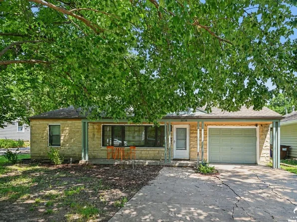 2038 Tennessee St, Lawrence, KS 66046