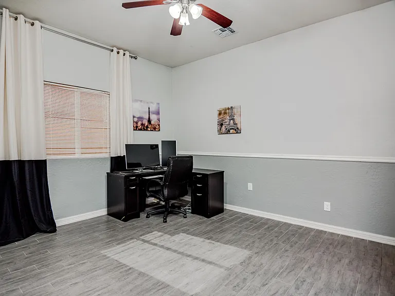 1230 E Canary Dr — Photo 33