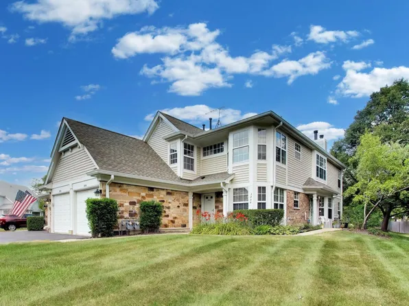 2802 Gilcrest Ct, Schaumburg, IL 60193