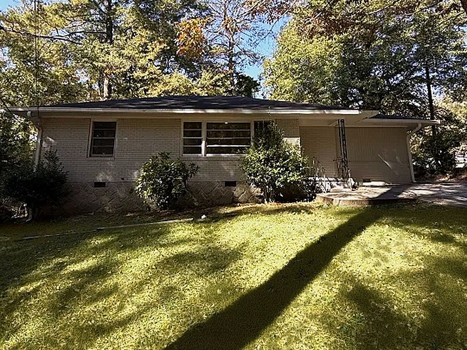 1st image of 187 Fairburn Rd SW