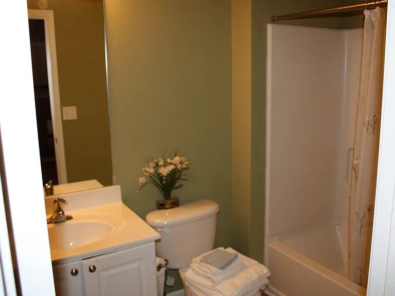 2nd Bathroom