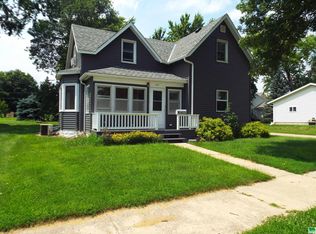 611 5th Ave, Sibley, IA 51249