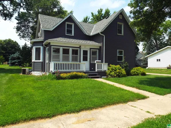 611 5th Ave, Sibley, IA 51249