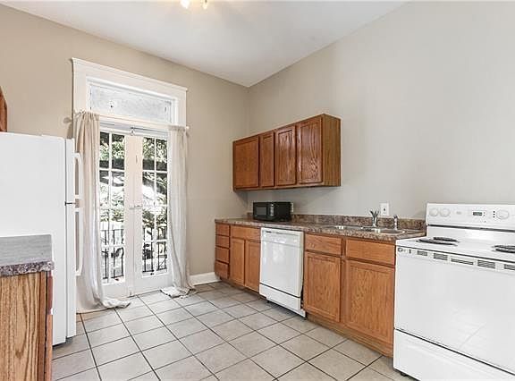 4th image of 3303 Bienville St