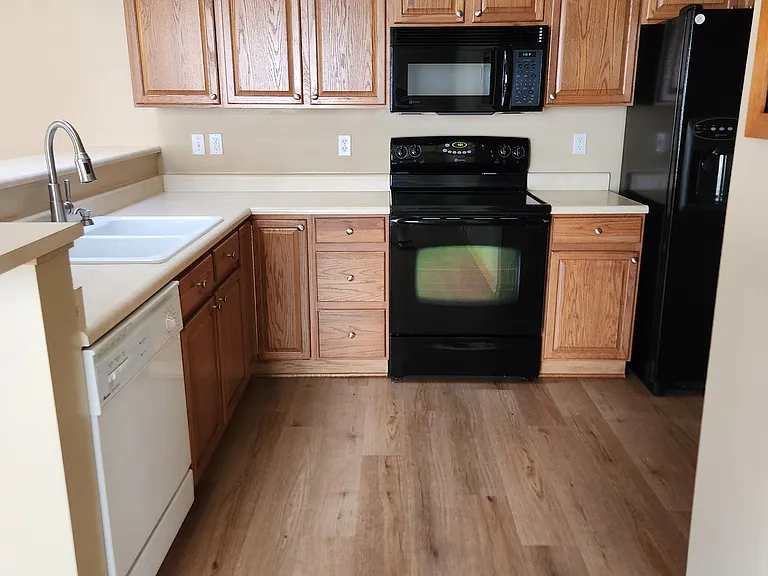 719 Kitterman Cir — Photo 6