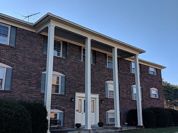 3rd image of 4508 Landside Dr APT 9