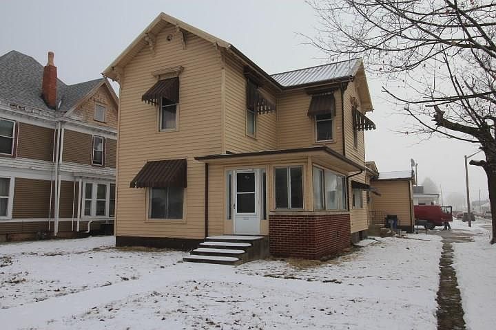1st image of 534 S Harrison St