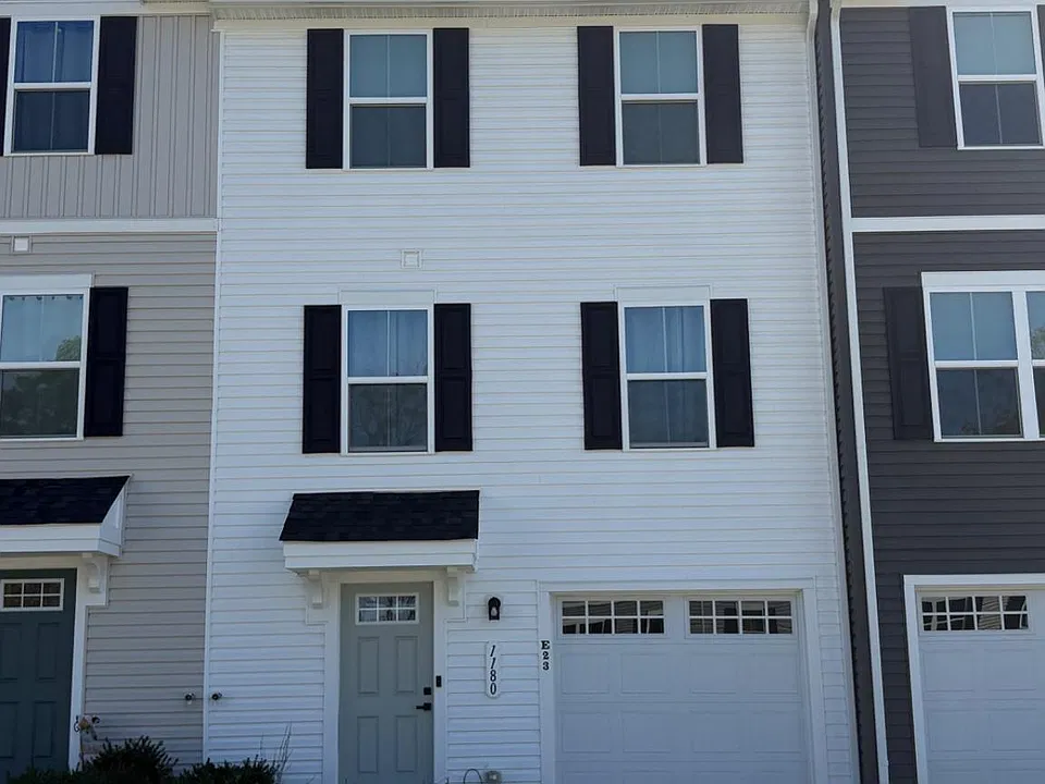 1180 W Walnut Rd #E23