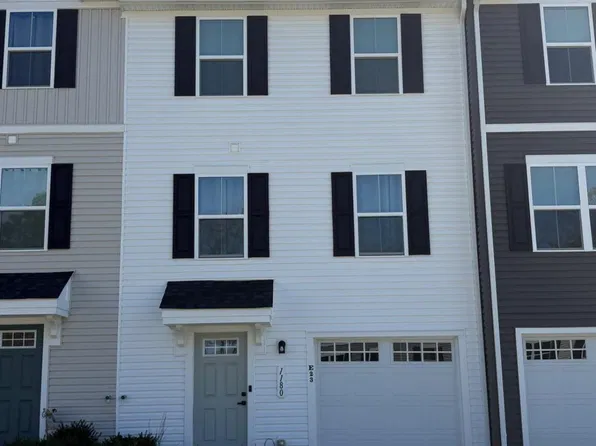 1180 W Walnut Rd #E23, Vineland, NJ 08360