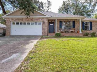 10144 Crest Ridge Dr, Pensacola, FL 32514