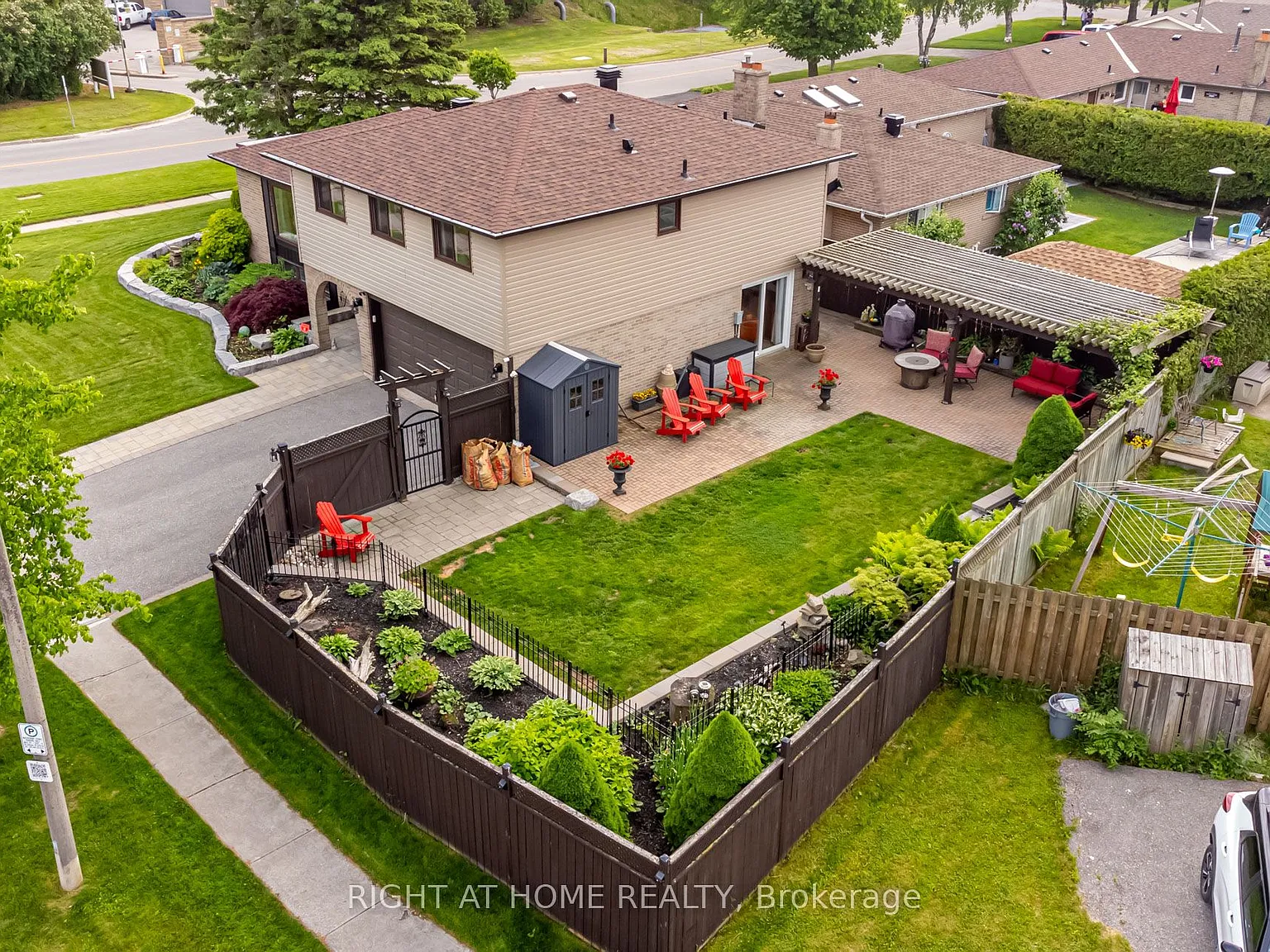4 bed, $4,500 — Photo 2