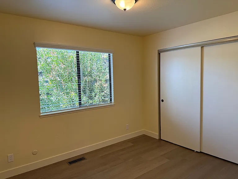 14 Willow St #A — Photo 9