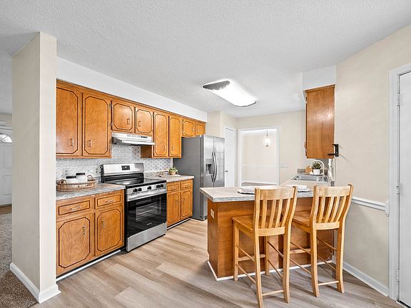 3rd image of 3844 Marla Cir