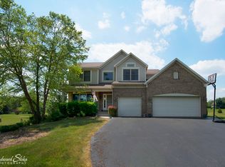 10915 E Riviera Dr, Spring Grove, IL 60081