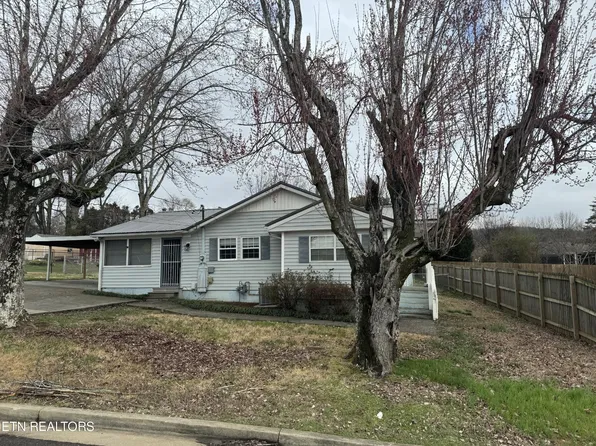 2308 Bradshaw Garden Rd, Knoxville, TN 37912