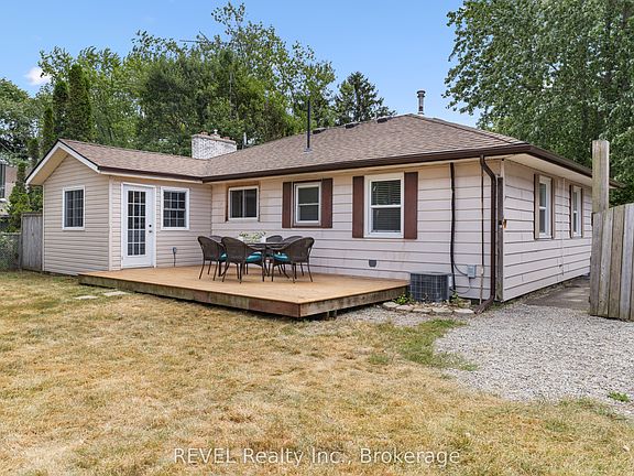 2nd image of 2906 June Rd