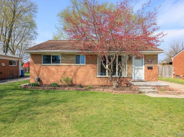 25515 Patricia Ave, Warren, MI 48091