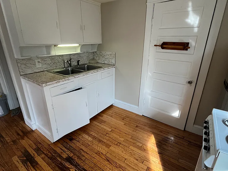 68 Central Ave — Photo 9