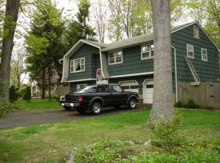 48 Hopi Trl, Oak Ridge, NJ 07438