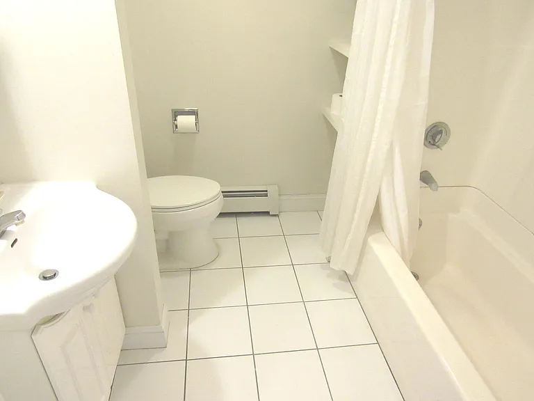 31 Wigglesworth St #1 — Photo 5