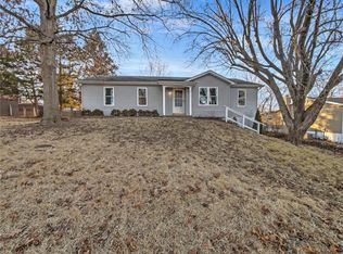 2413 Sue Lynn Dr, High Ridge, MO 63049