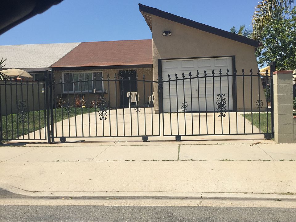 1st image of 319 Calle Montecito