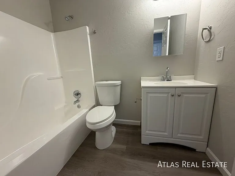 506 N Iroquois Ave #1 — Photo 15