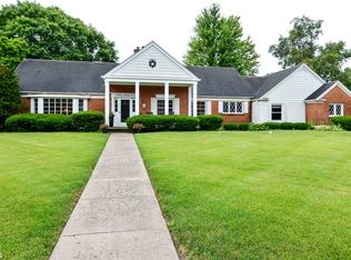 120 Windsor Dr, Dekalb, IL 60115