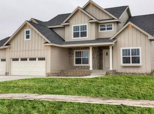 602 NW Reinhart Dr, Ankeny, IA 50023