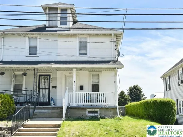 123 Spring St, Nazareth, PA 18064