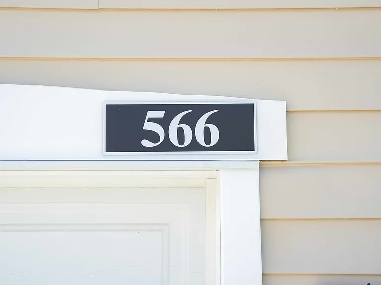 566 Rochdale Run — Photo 44