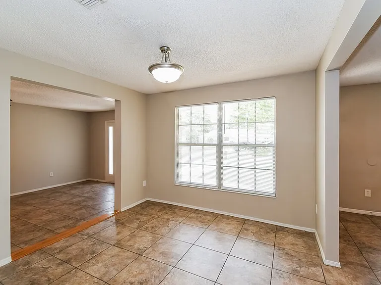 8244 Yolanda Ct — Photo 6