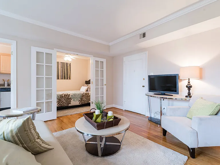 10 Azalea Junior 1 Bedroom Apartment at Manor House 10 Azalea Junior 1 Bedroom Apartment at Manor House
