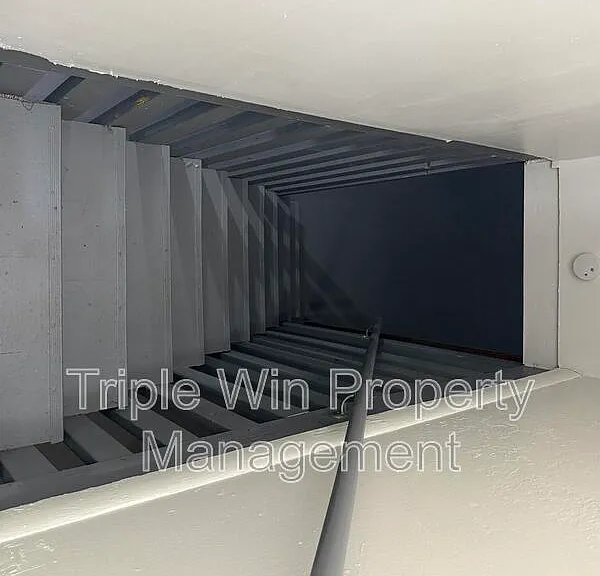 1113 Highmont Dr — Photo 24