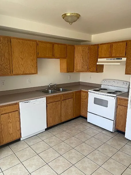 Located In Pueblo West — Photo 4