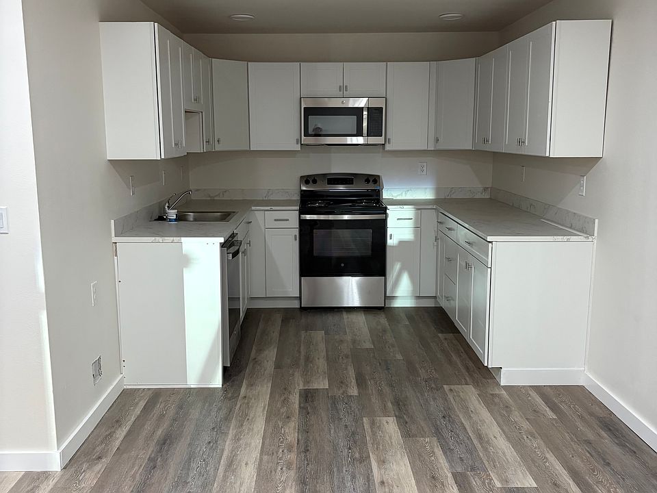 1st image of 606 S Wortman Ave #606