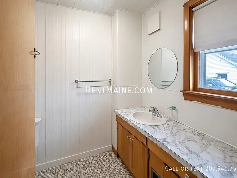 445 Main St #A — Photo 12