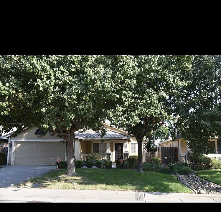 1st image of 523 Mockingbird Dr