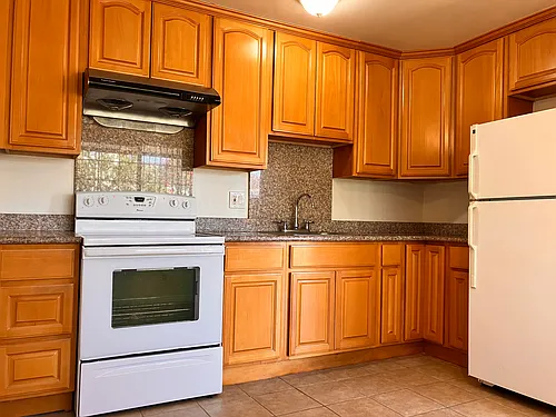 626 Pinewood Dr #3 Photo 1