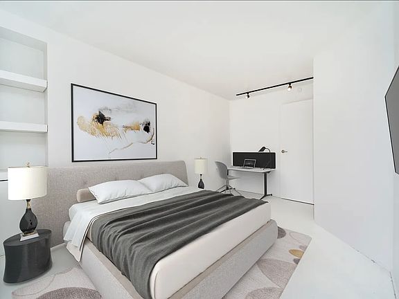 4th image of 237 Madison Ave #1606
