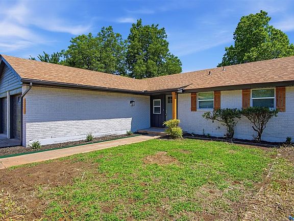3rd image of 3233 Chetwood Dr