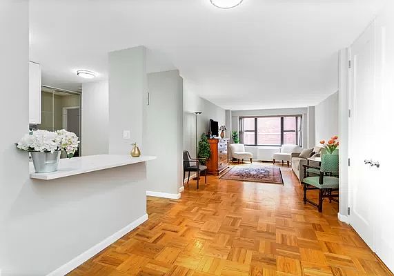 1st image of 505 E 79th St APT 11D
