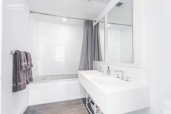 Rented by Sotheby's International Realty | media 33